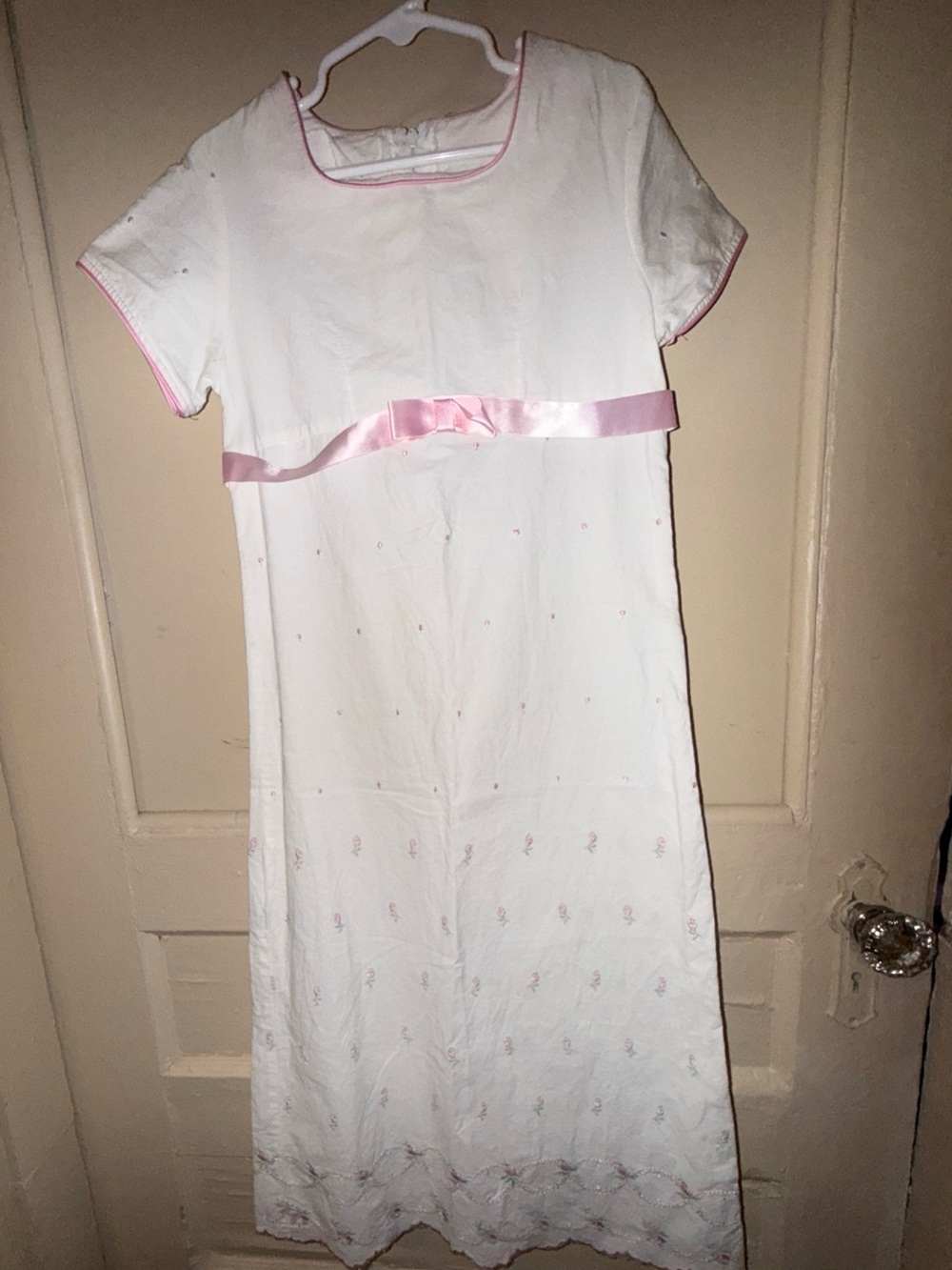 Vintage Catherine Rebecca Girls' White Dress w/ Pink Roses & Ribbon Accent Sz 7